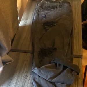 Urban Outfitters Low Rise Slim Boyfriend Jeans